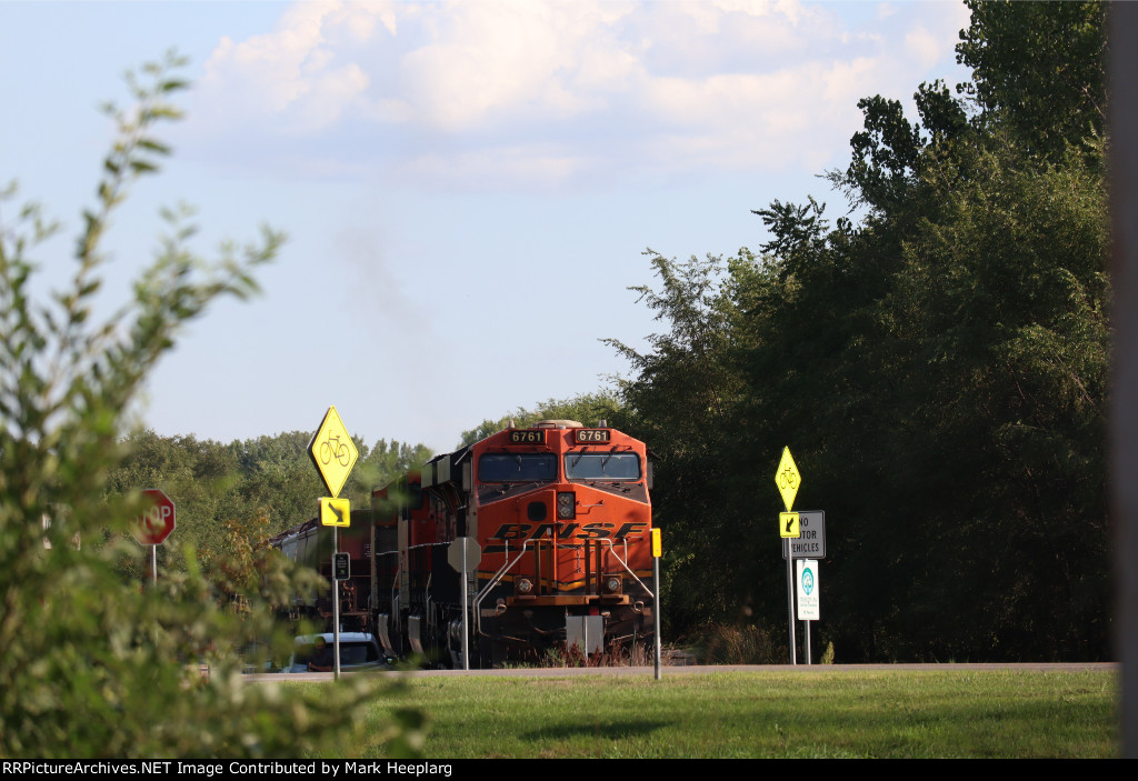 BNSF 6761